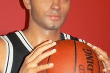 开云官网在线-詹姆斯带队全场狂飙，连续五场砍下50+！，詹姆斯带队全场狂飙,连续五场砍下50人